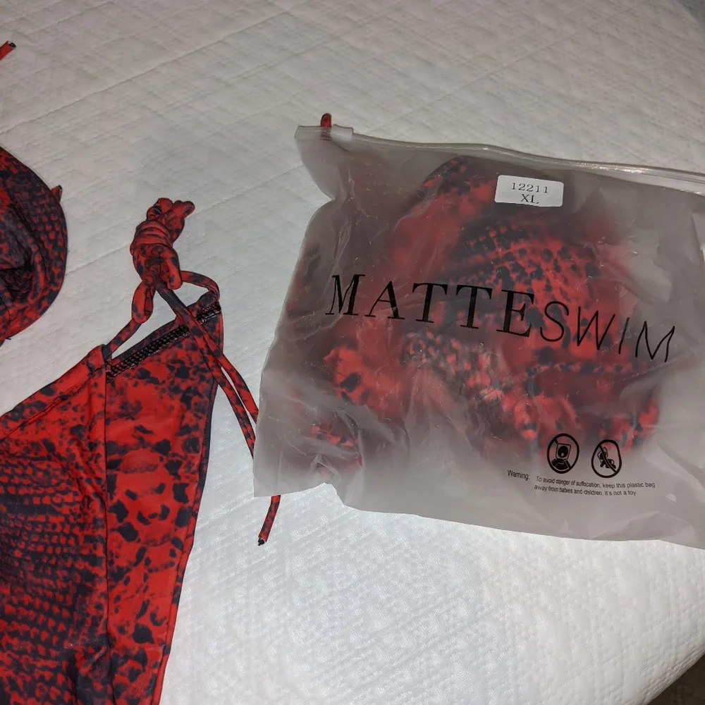 Matte Collection - Picture 2 of 4